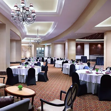 The Ritz-Carlton Jakarta, Mega Kuningan-2